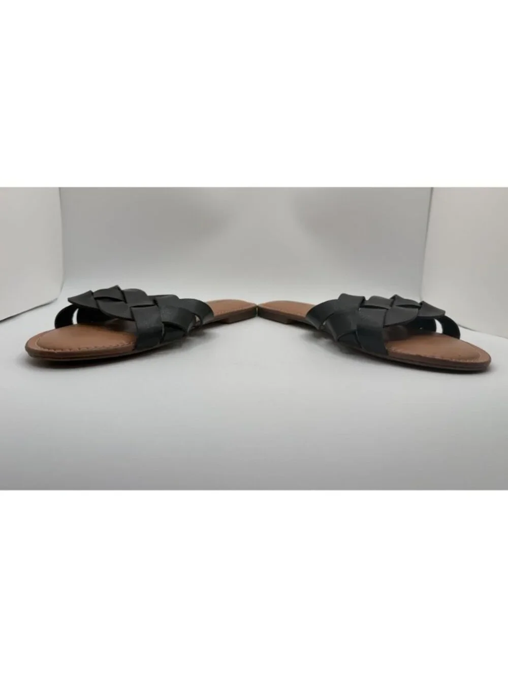 Torrid Black Woven Slide Sandals Women Size 8.5W Faux Leather Open Toe Shoes